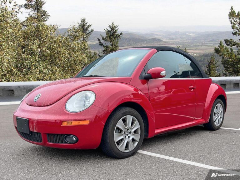 photo of 2008 Volkswagen New Beetle Convertible 2dr Auto Trendline 1