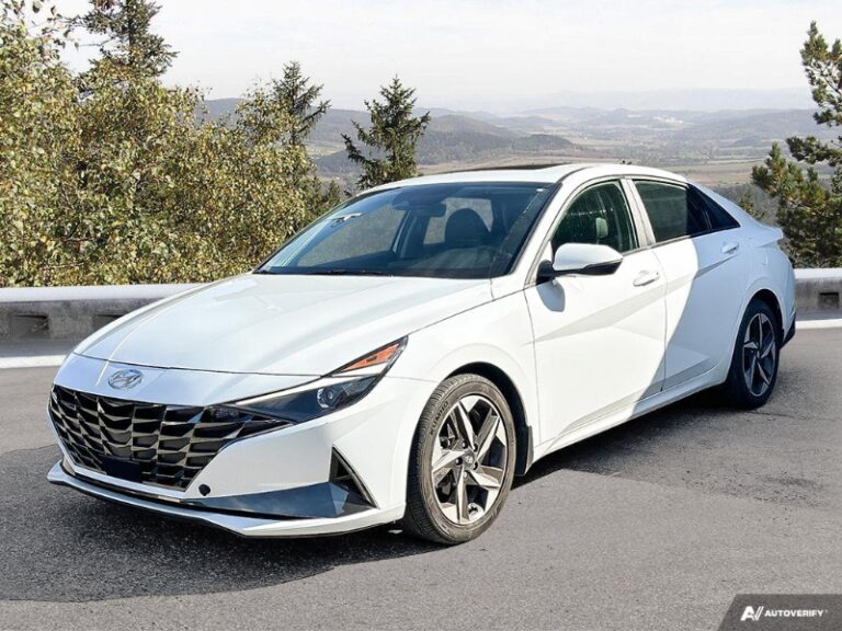 photo of 2021 Hyundai Elantra Ultimate IVT 1