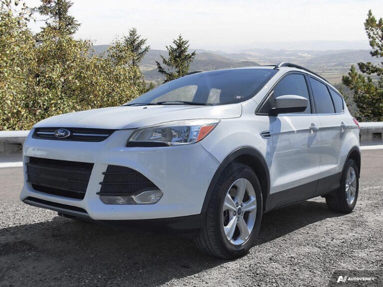 photo of 2016 Ford Escape FWD 4dr SE 1