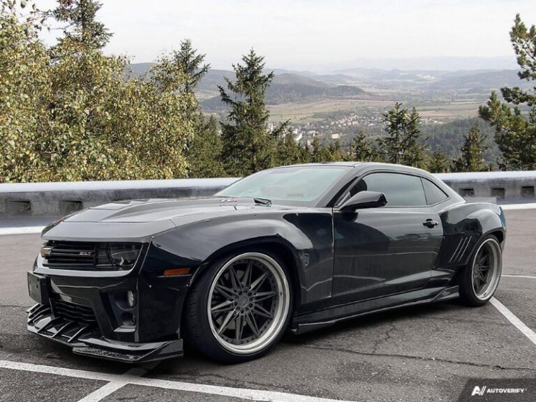 photo of 2015 Chevrolet Camaro 2dr Cpe ZL1 1